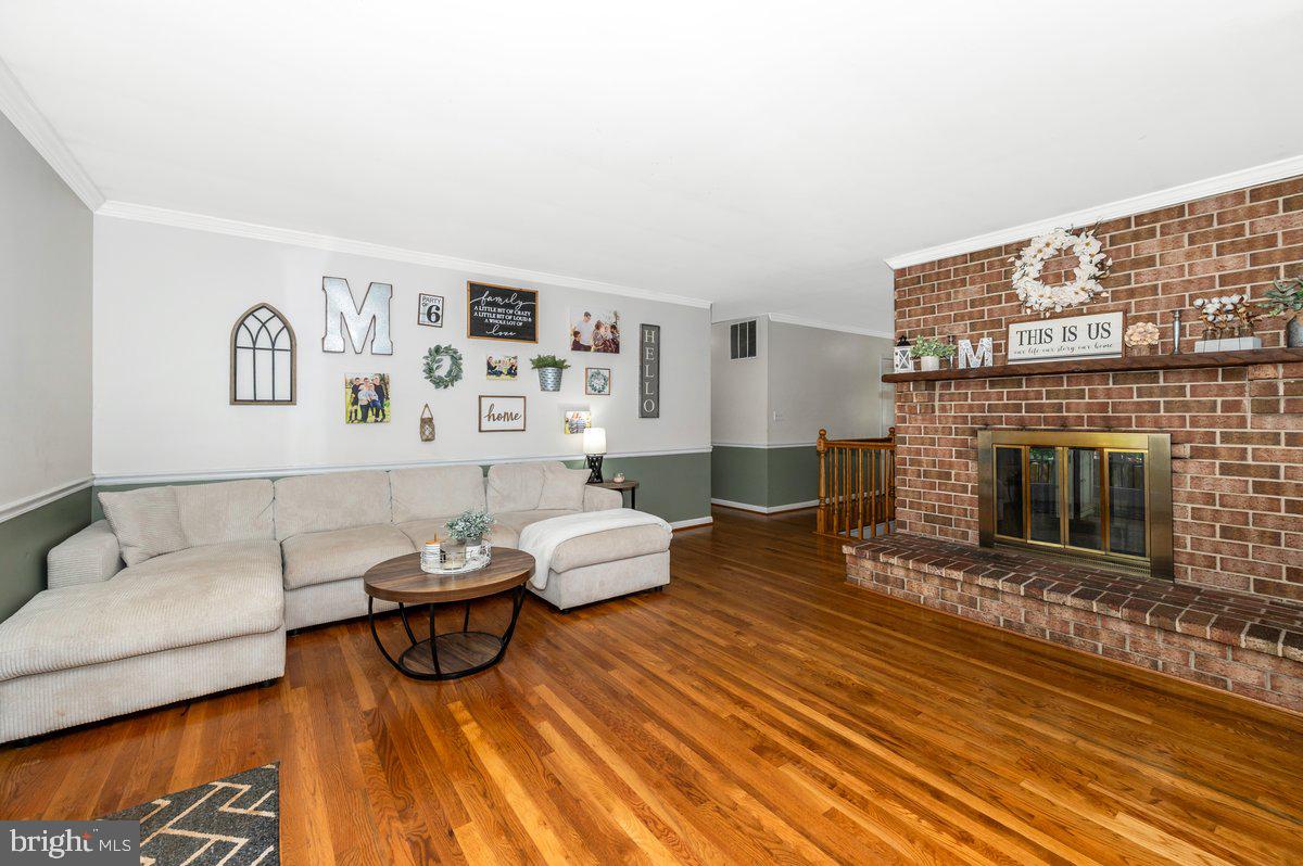 24624 Ridge Road Damascus, MD 20872 - Photo 8 of 44 Gallery Image 8