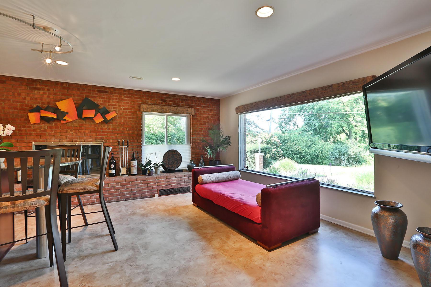 1371 Haddon Road Columbus, OH 43209 - Photo 16 of 42 Gallery Image 16