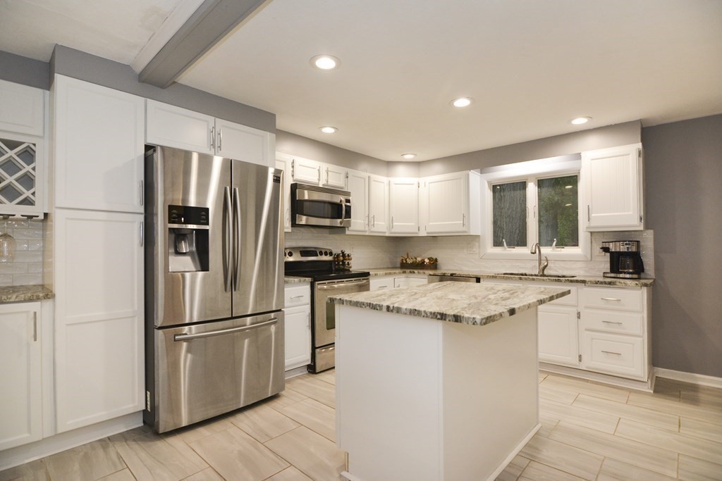 45 Lewis Road Swampscott, MA 01907 - Photo 10 of 24 Gallery Image 10