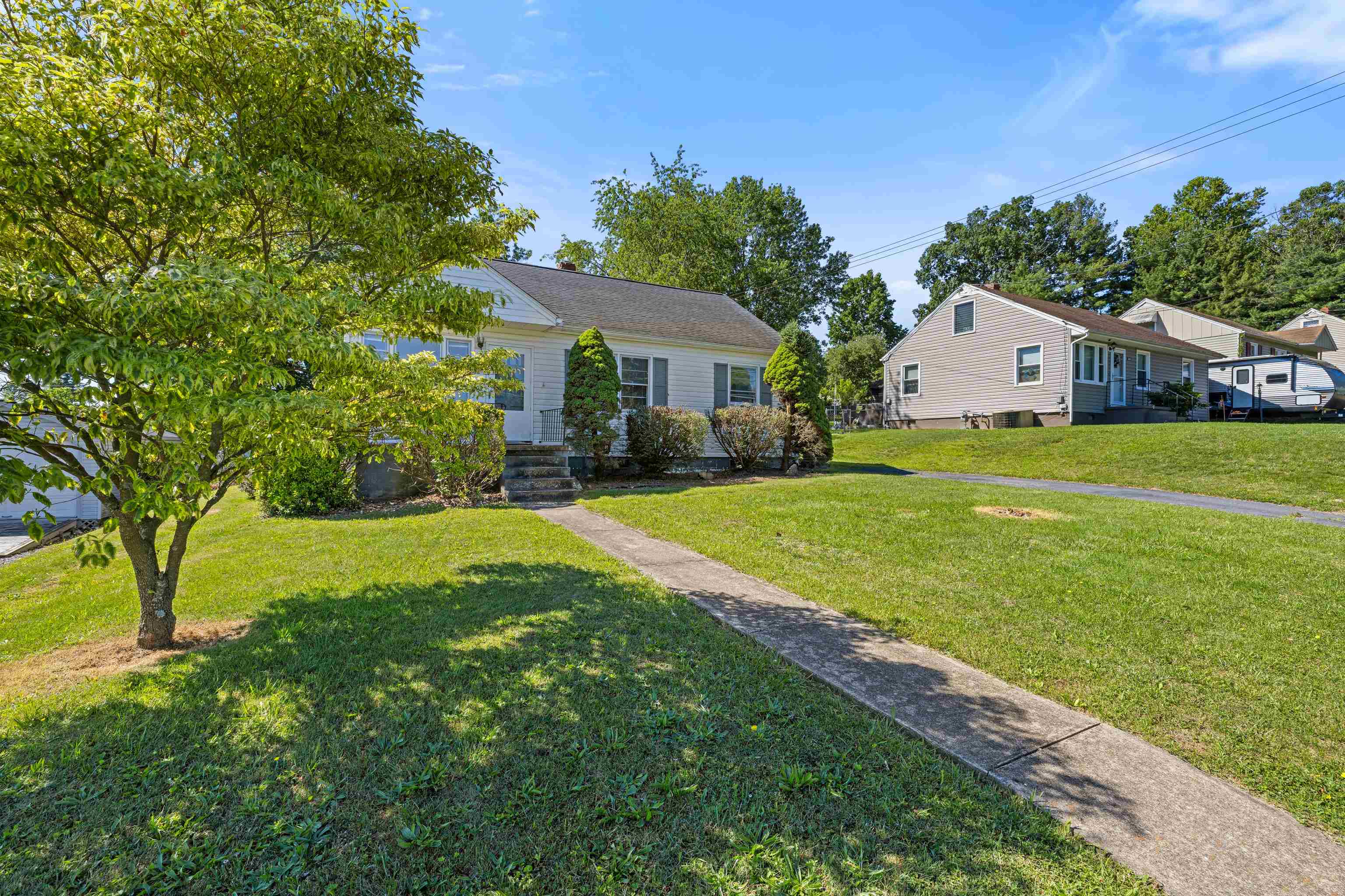 303 Devon Road Staunton, VA 24401 - Photo 5 of 45