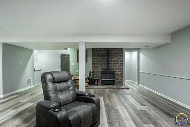 $304,000 | 19531 Highway 75, Holton, KS 66436