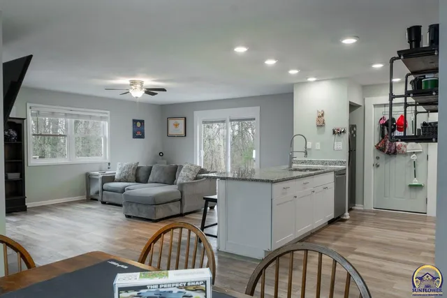 $304,000 | 19531 Highway 75, Holton, KS 66436