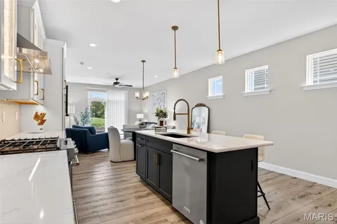 $490,000 | 553 Wheatfield Circle, Wentzville, MO 63385