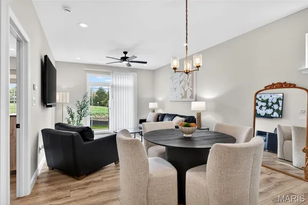 $500,000 | 553 Wheatfield Circle, Wentzville, MO 63385