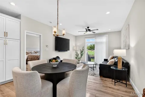 $490,000 | 553 Wheatfield Circle, Wentzville, MO 63385