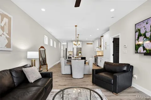 $490,000 | 553 Wheatfield Circle, Wentzville, MO 63385
