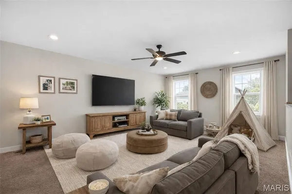 $500,000 | 553 Wheatfield Circle, Wentzville, MO 63385