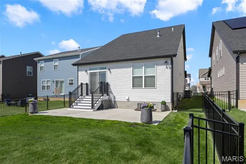 $490,000 | 553 Wheatfield Circle, Wentzville, MO 63385