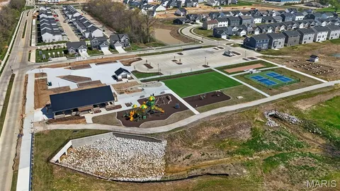 $490,000 | 553 Wheatfield Circle, Wentzville, MO 63385