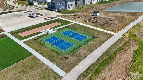 $490,000 | 553 Wheatfield Circle, Wentzville, MO 63385