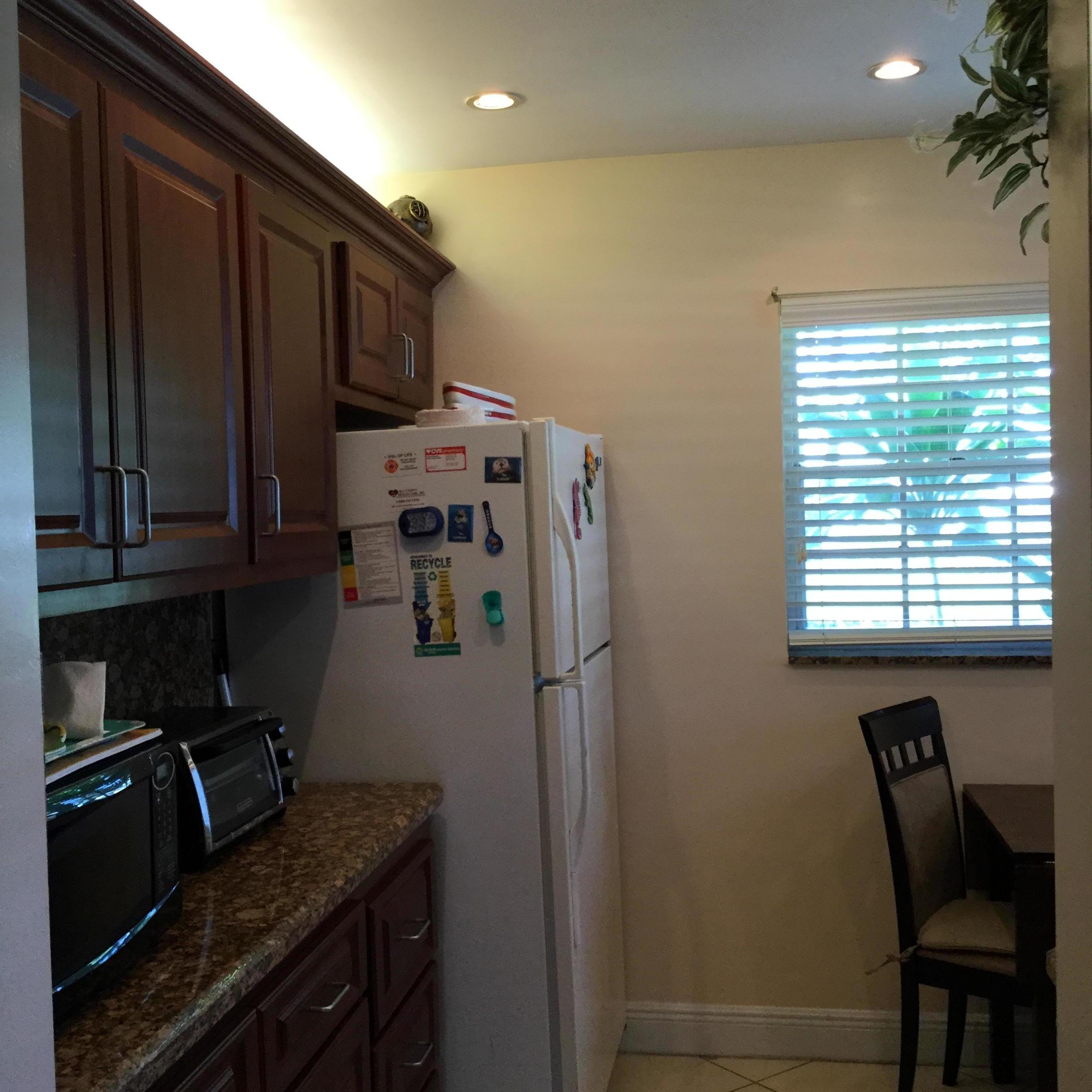 606 Hummingbird Lane Delray Beach, FL 33445 - Photo 12 of 43 EAT IN KITCHEN