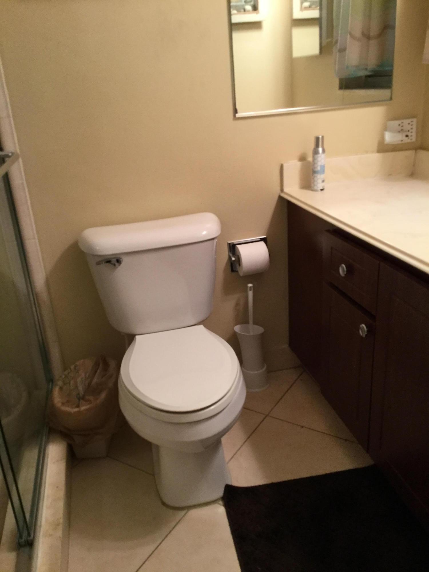 606 Hummingbird Lane Delray Beach, FL 33445 - Photo 32 of 43 MASTER BATH