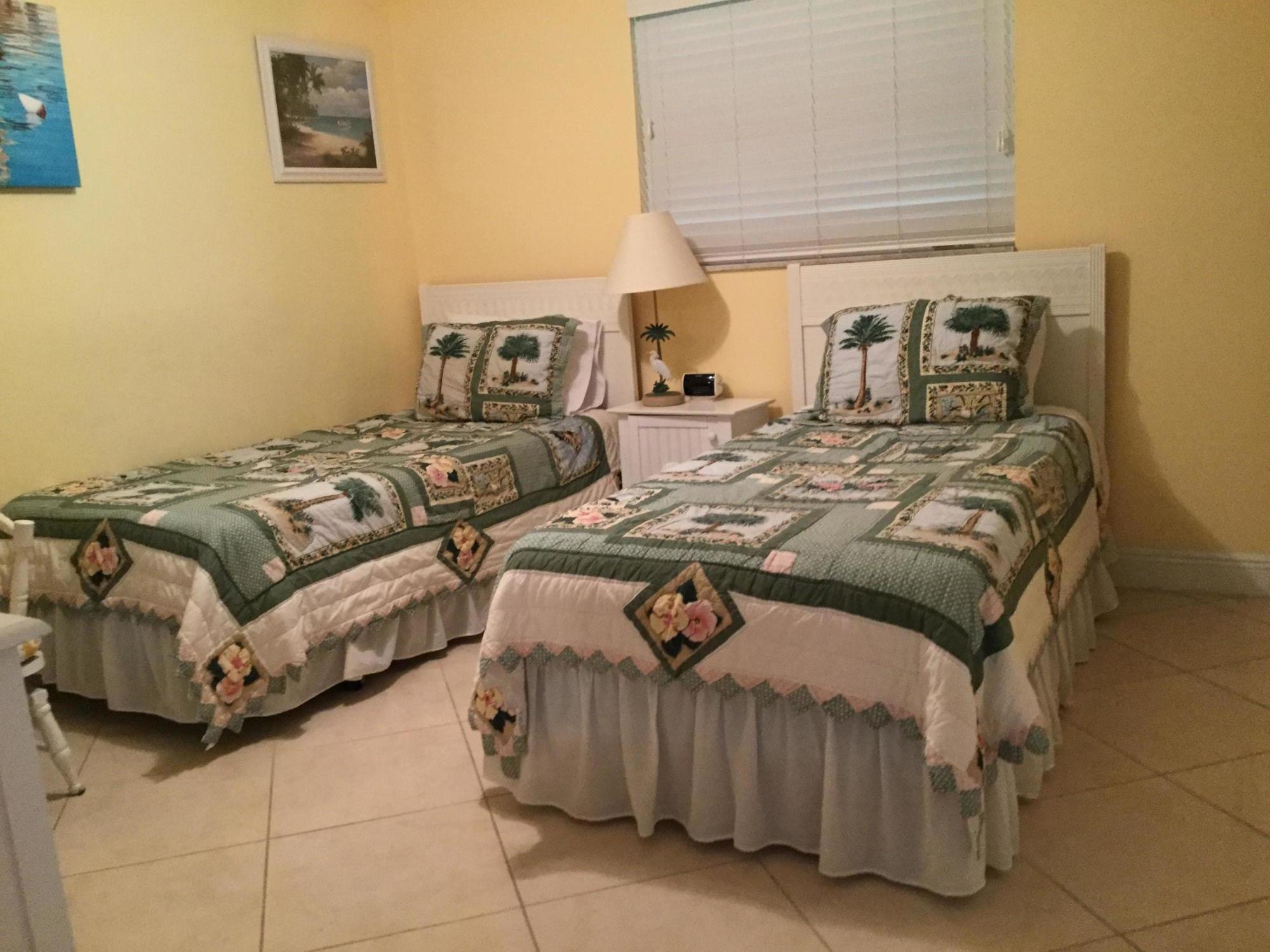 606 Hummingbird Lane Delray Beach, FL 33445 - Photo 33 of 43 GUEST BEDROOM