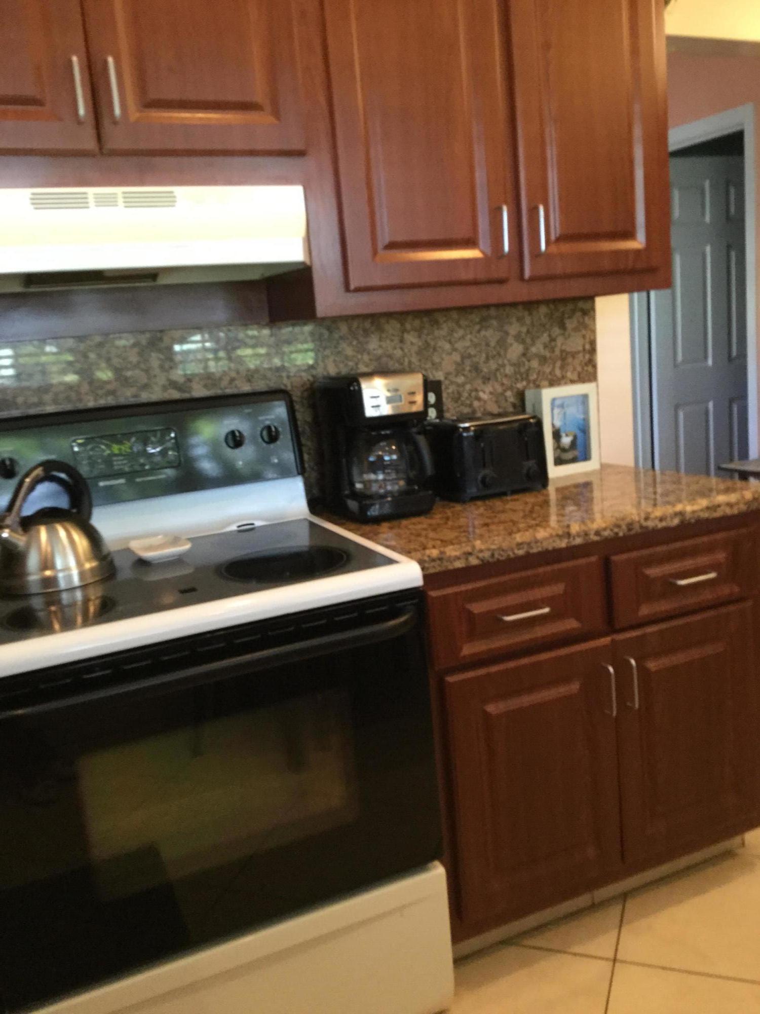 606 Hummingbird Lane Delray Beach, FL 33445 - Photo 8 of 43 KITCHEN