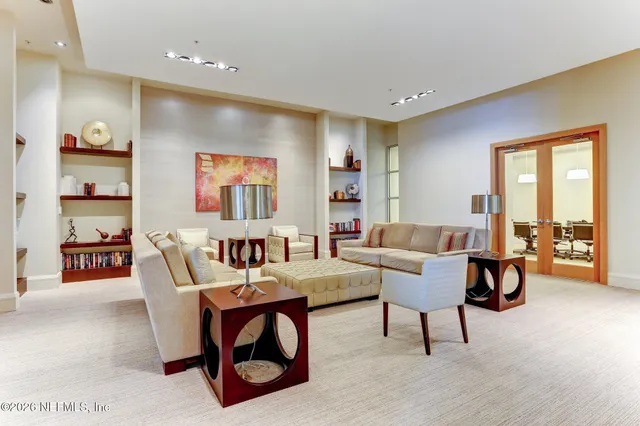 $700,000 | 1431 Riverplace Boulevard, Unit 3101, Jacksonville, FL 32207