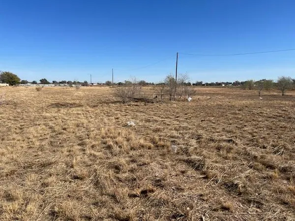 $399,000 | 4002 North Interstate 27, Lubbock, TX 79403