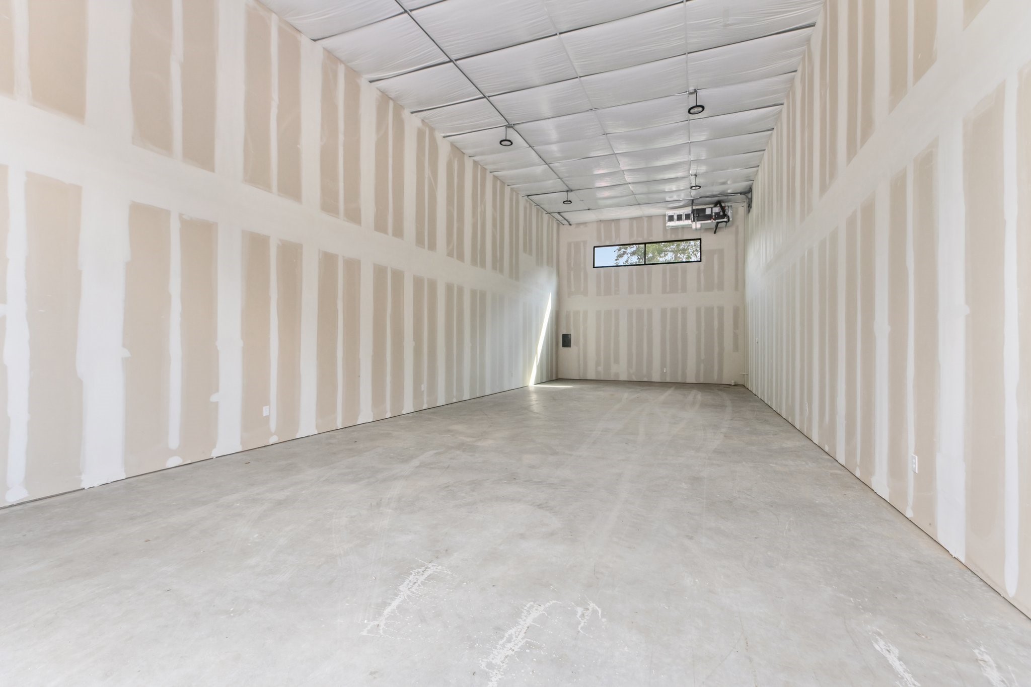 12402 Malcomson Road Houston, TX 77070 - Photo 14 of 50 a view of entryway