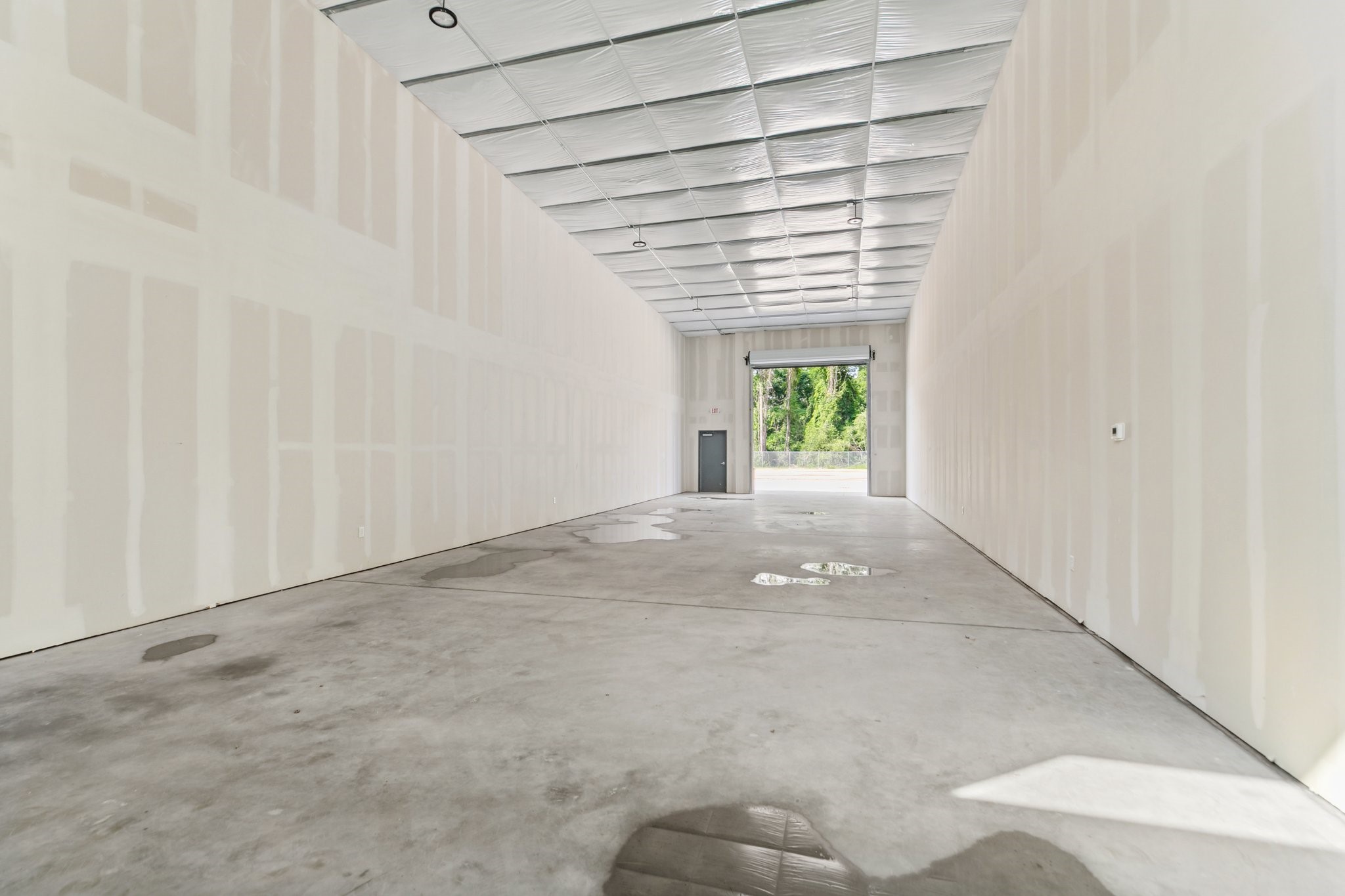 12402 Malcomson Road Houston, TX 77070 - Photo 25 of 50 a view of an empty room with a window