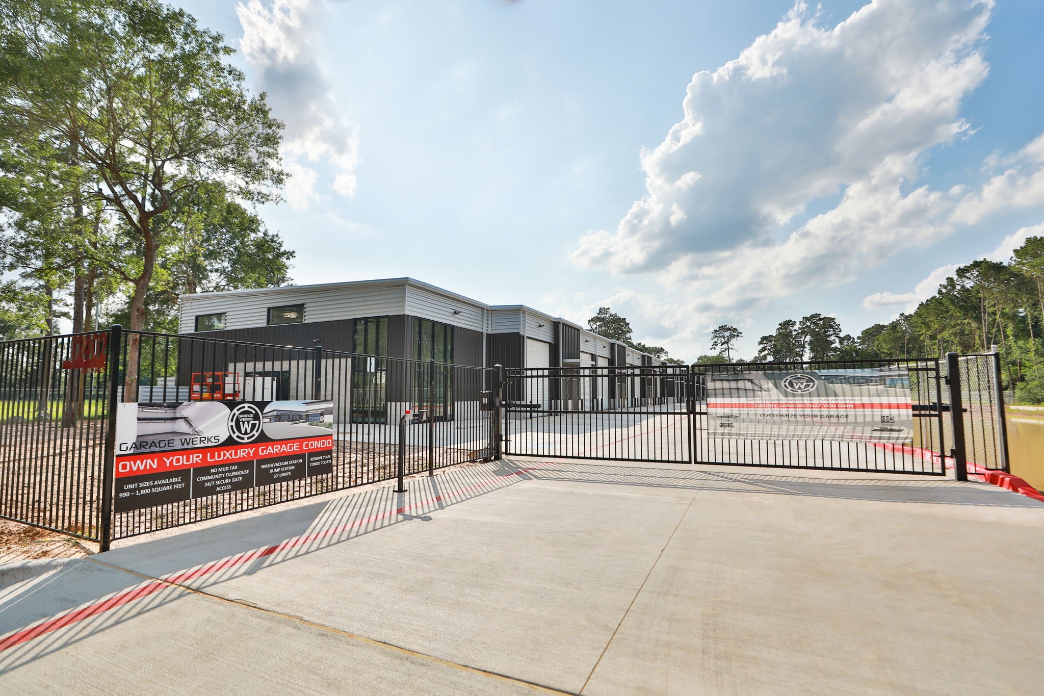 12402 Malcomson Road Houston, TX 77070 - Photo 4 of 50 a view of outdoor space