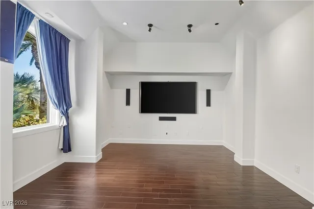 $8,500 | 5101 Mountain Foliage Drive, Las Vegas, NV 89148