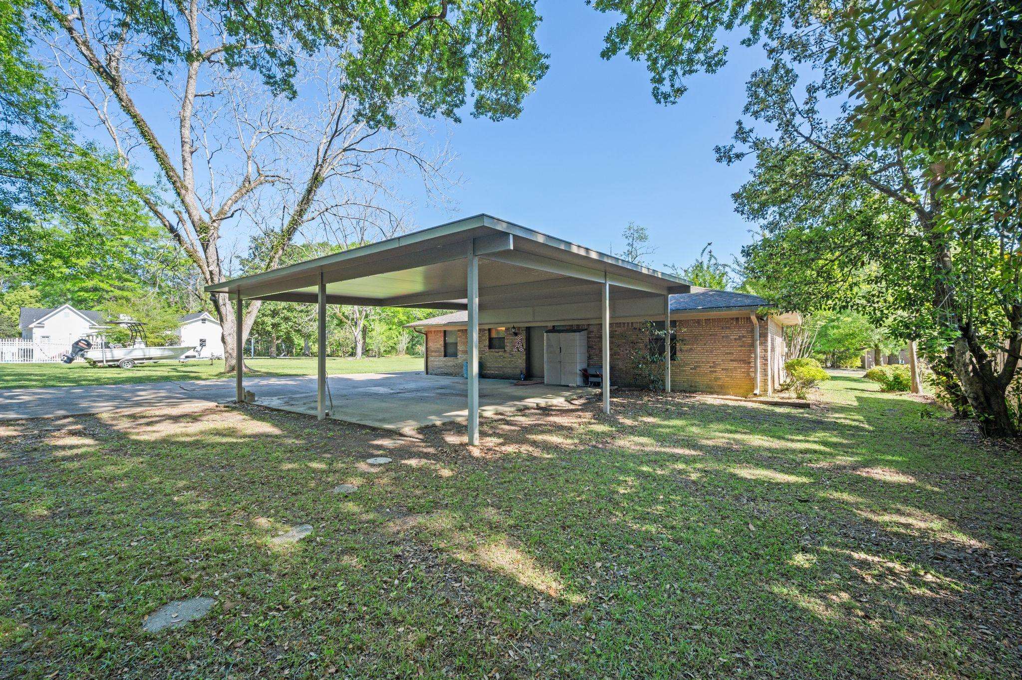 703 East 4th Street Bay Minette, AL 36507 - Photo 18 of 18 Parking