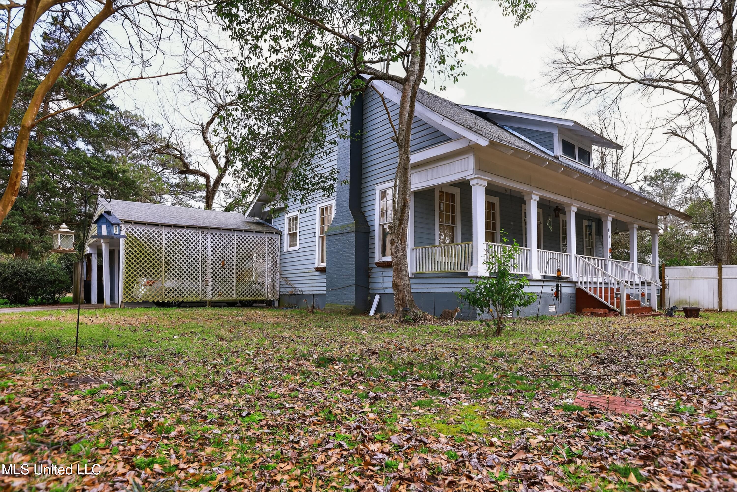 820 Rogers Avenue Columbia, MS 39429 - Photo 19 of 20 01_820_Rogers_Ave_Columbia_MS_39429-Exte