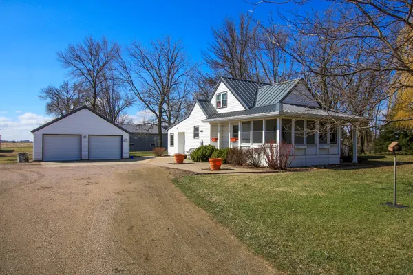 $349,900 | 46553 740th Avenue, Hector, MN 55342