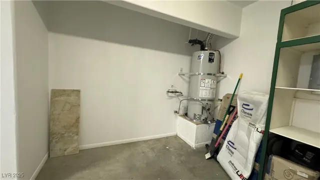 $2,095 | 8720 Red Brook Drive, Unit 202, Las Vegas, NV 89128