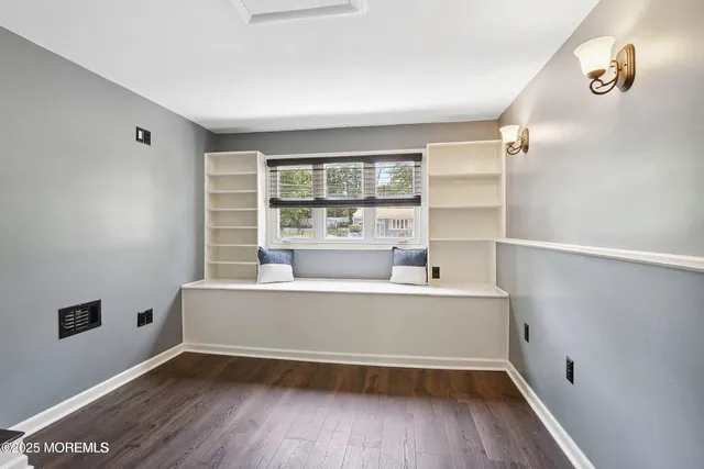 $3,000 | 6 Redwood Road, Howell, NJ 07731