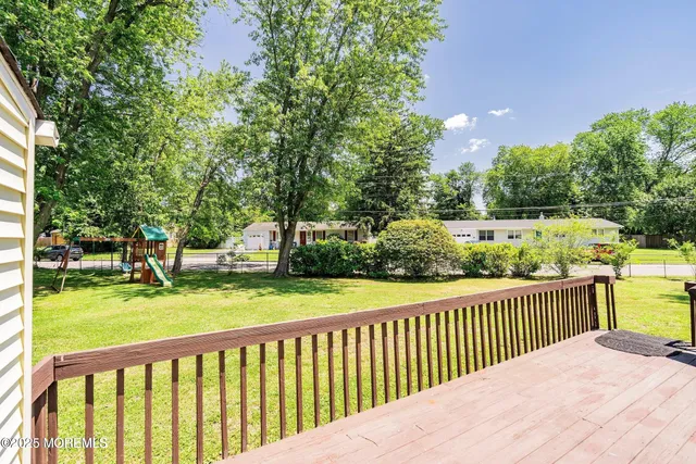 $3,000 | 6 Redwood Road, Howell, NJ 07731