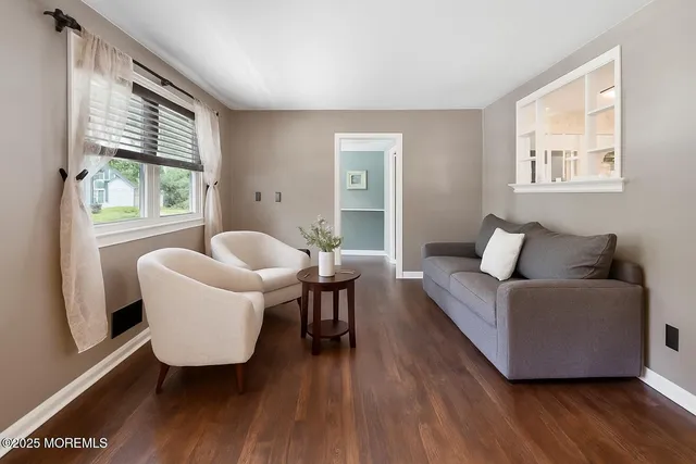 $3,000 | 6 Redwood Road, Howell, NJ 07731