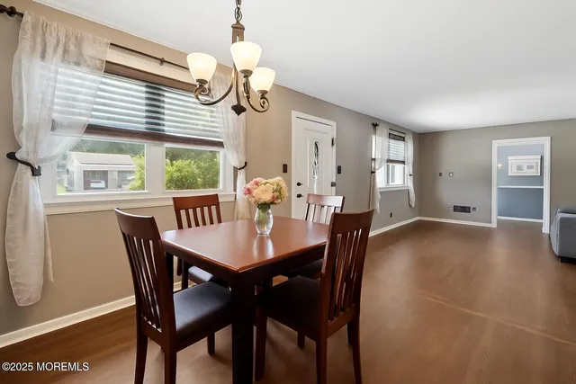 $3,000 | 6 Redwood Road, Howell, NJ 07731