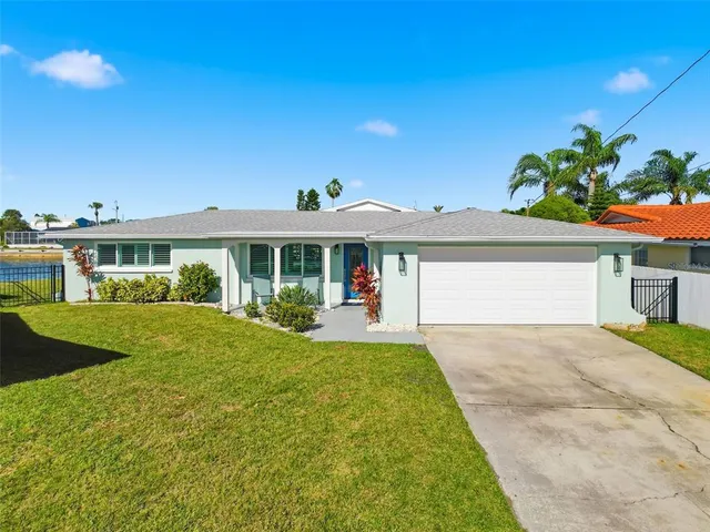 $425,000 | 12821 2nd Isle, Hudson, FL 34667