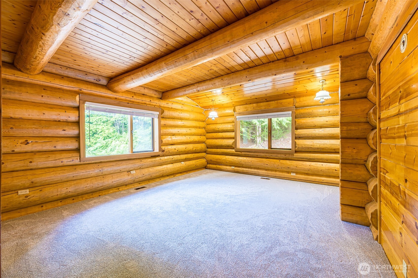 1422 Grauel-Ramapo Road Port Angeles, WA 98363 - Photo 11 of 40 a view of a room with window