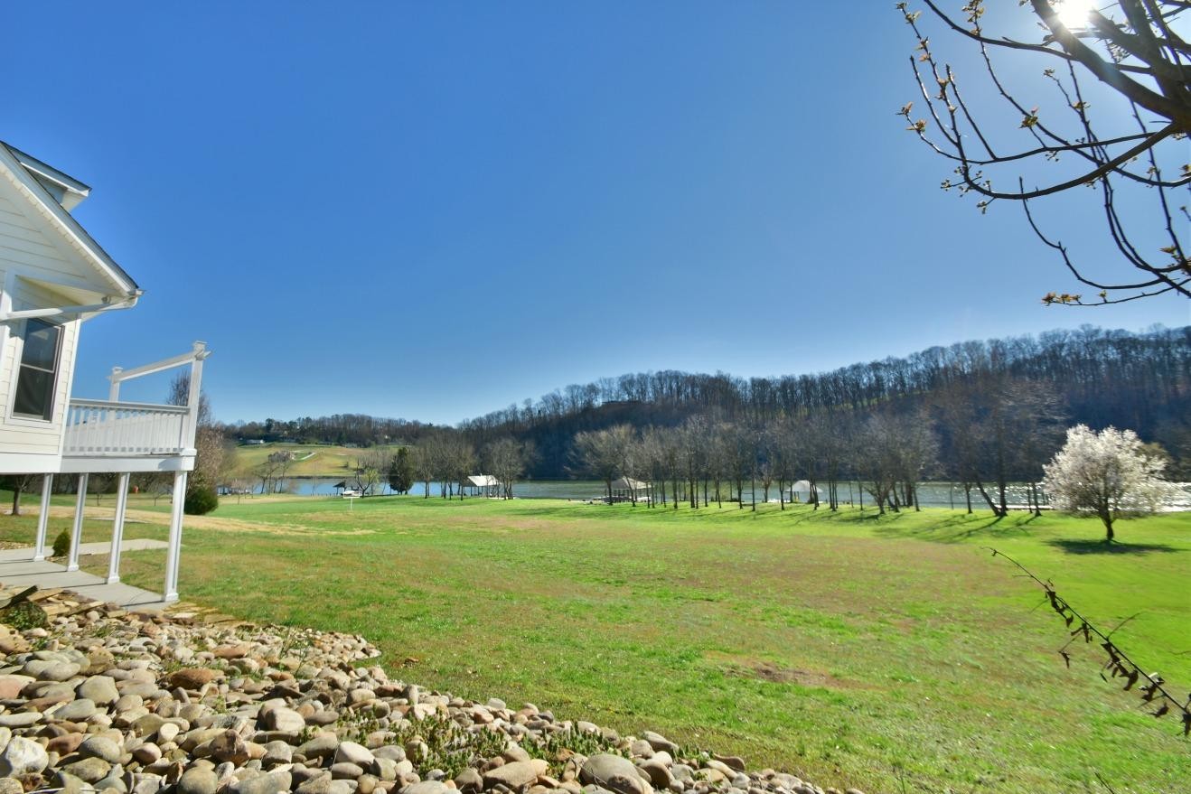 320 Rivers Edge Drive Loudon, TN 37774 - Photo 34 of 38 Gallery Image 34