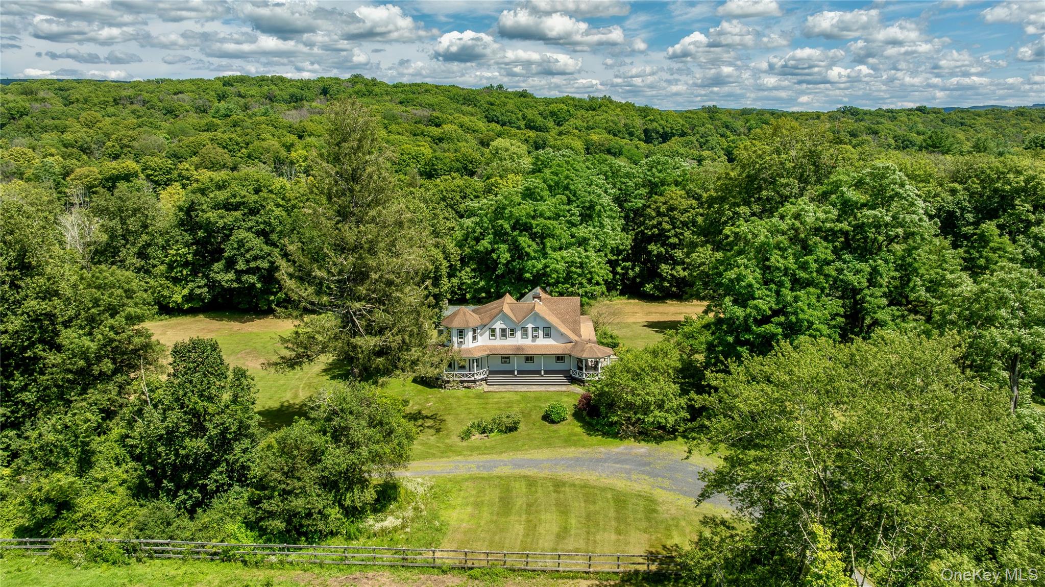 729 Cold Spring Road Stanfordville, NY 12581 - Photo 32 of 47 a sign of golf club on a wall under a tree