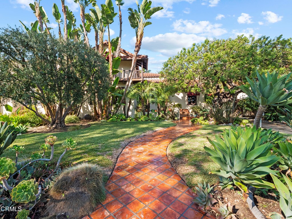 1505 Carroll Drive Altadena, CA 91001 - Photo 2 of 40 P4222819