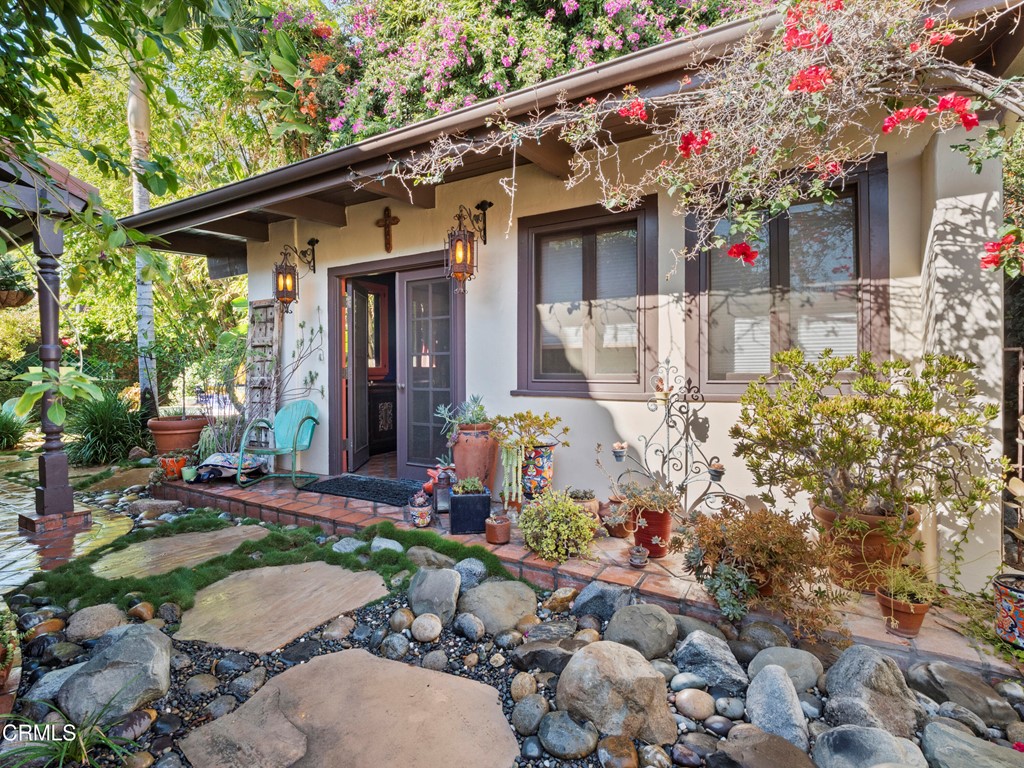 1505 Carroll Drive Altadena, CA 91001 - Photo 19 of 40 a front view of a house