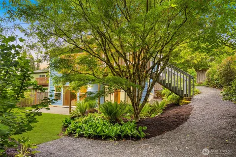 $825,000 | 1963 South Mahonia Place, Bellingham, WA 98229