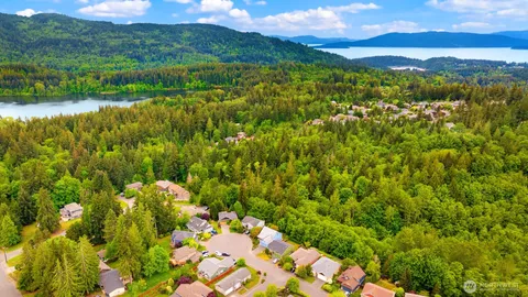 $825,000 | 1963 South Mahonia Place, Bellingham, WA 98229
