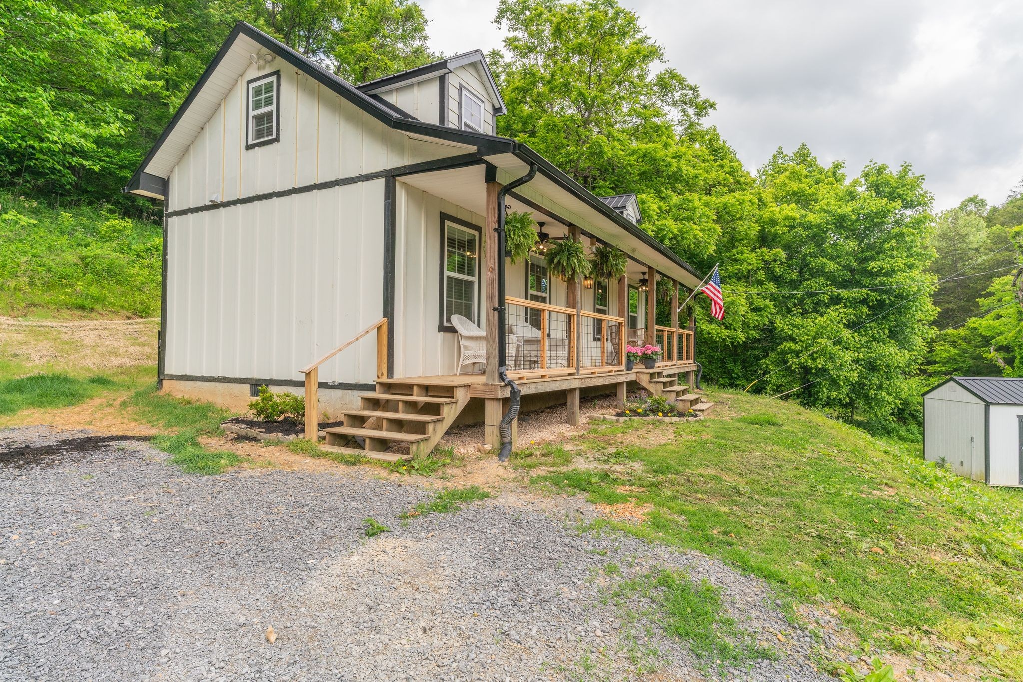 549 Hix Hollow Road Whitleyville, TN 38588 - Photo 11 of 38