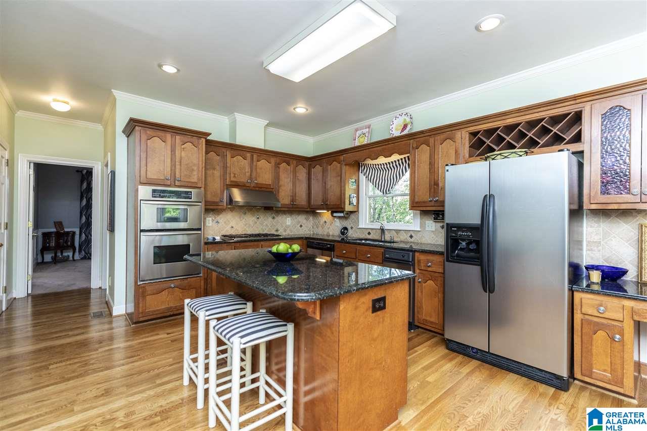 5374 Meadowbrook Road Birmingham, AL 35242 - Photo 4 of 32