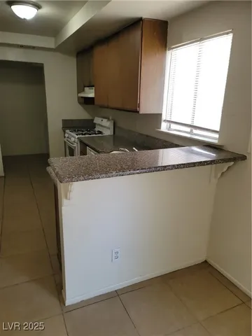 $1,750 | 108 Boysenberry Lane, Henderson, NV 89074