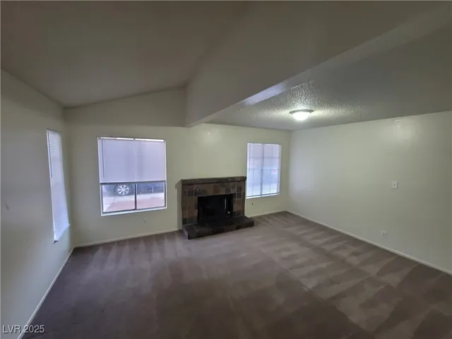 $1,700 | 108 Boysenberry Lane, Henderson, NV 89074