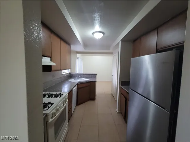 $1,750 | 108 Boysenberry Lane, Henderson, NV 89074