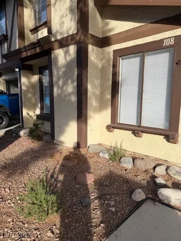 $1,700 | 108 Boysenberry Lane, Henderson, NV 89074