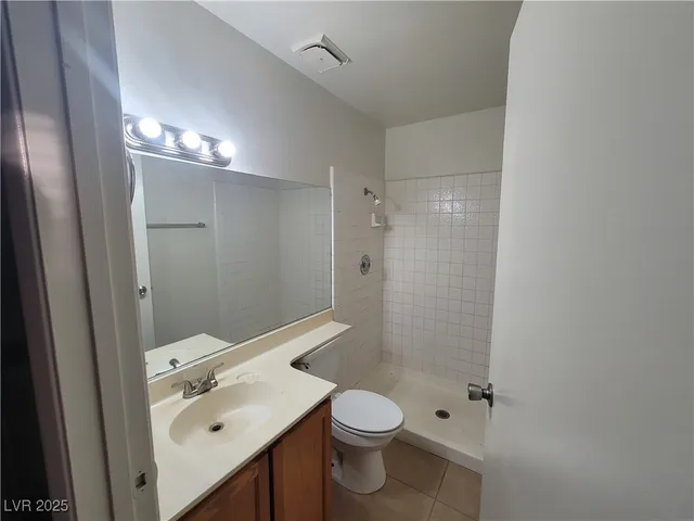 $1,700 | 108 Boysenberry Lane, Henderson, NV 89074