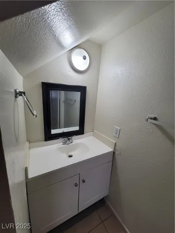 $1,700 | 108 Boysenberry Lane, Henderson, NV 89074