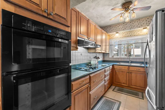 $450,000 | 158 South Greenwich Street, Valparaiso, IN 46383