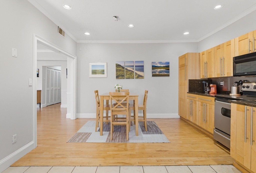 6 Cushing Street, Unit 1 Waltham, MA 02453 - Photo 17 of 42